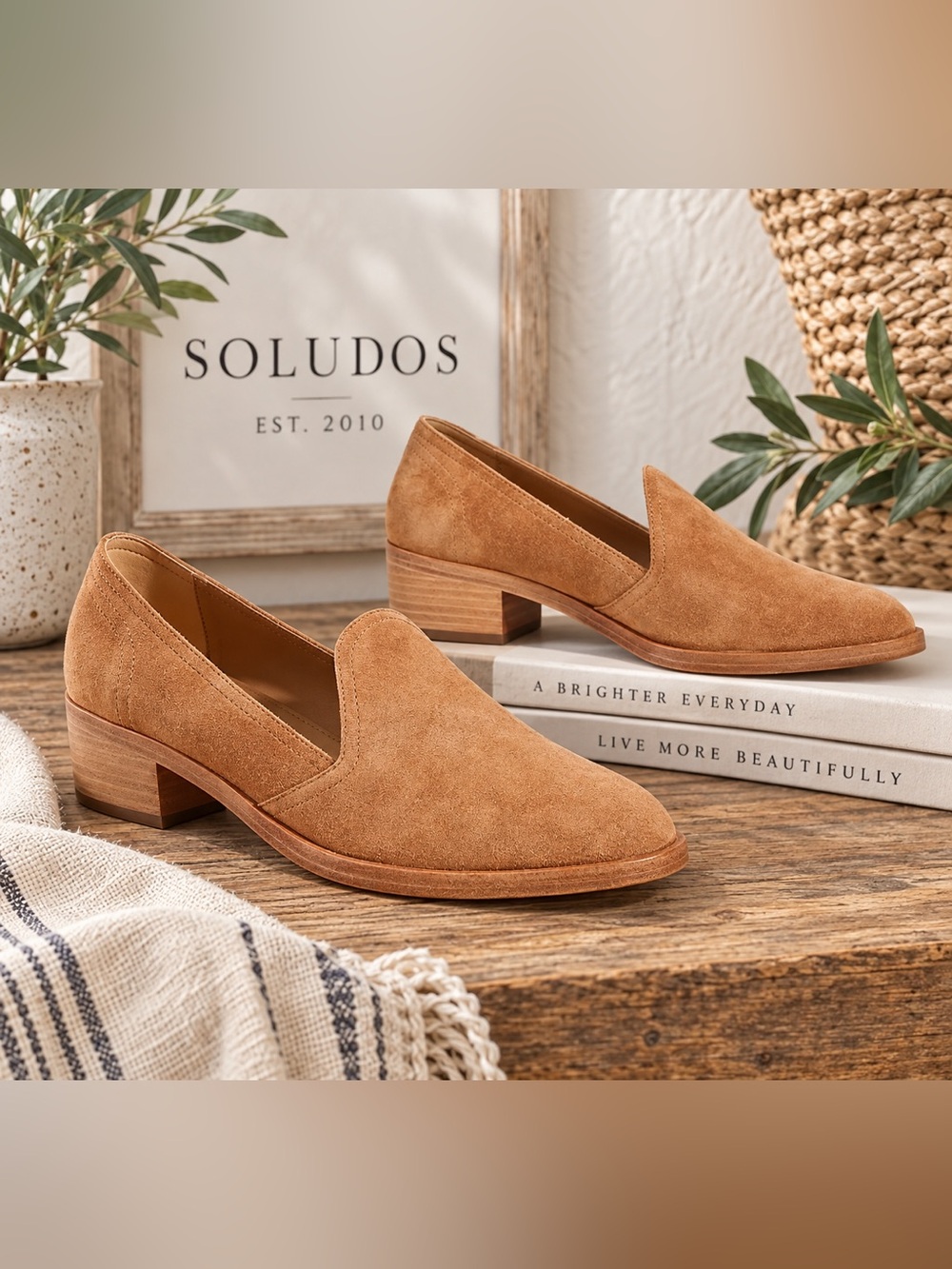 Soludos Sophia Tan Suede Leather Loafers Low Block Heel Slip On Shoes Size 8.5